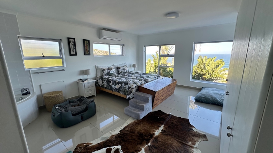 5 Bedroom Property for Sale in Dana Bay Western Cape